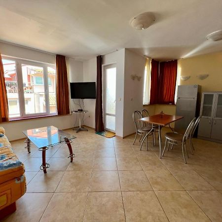 Private One-Bedroom Apartment With Balcony In Sozopol By Flat Mаnаger 외부 사진