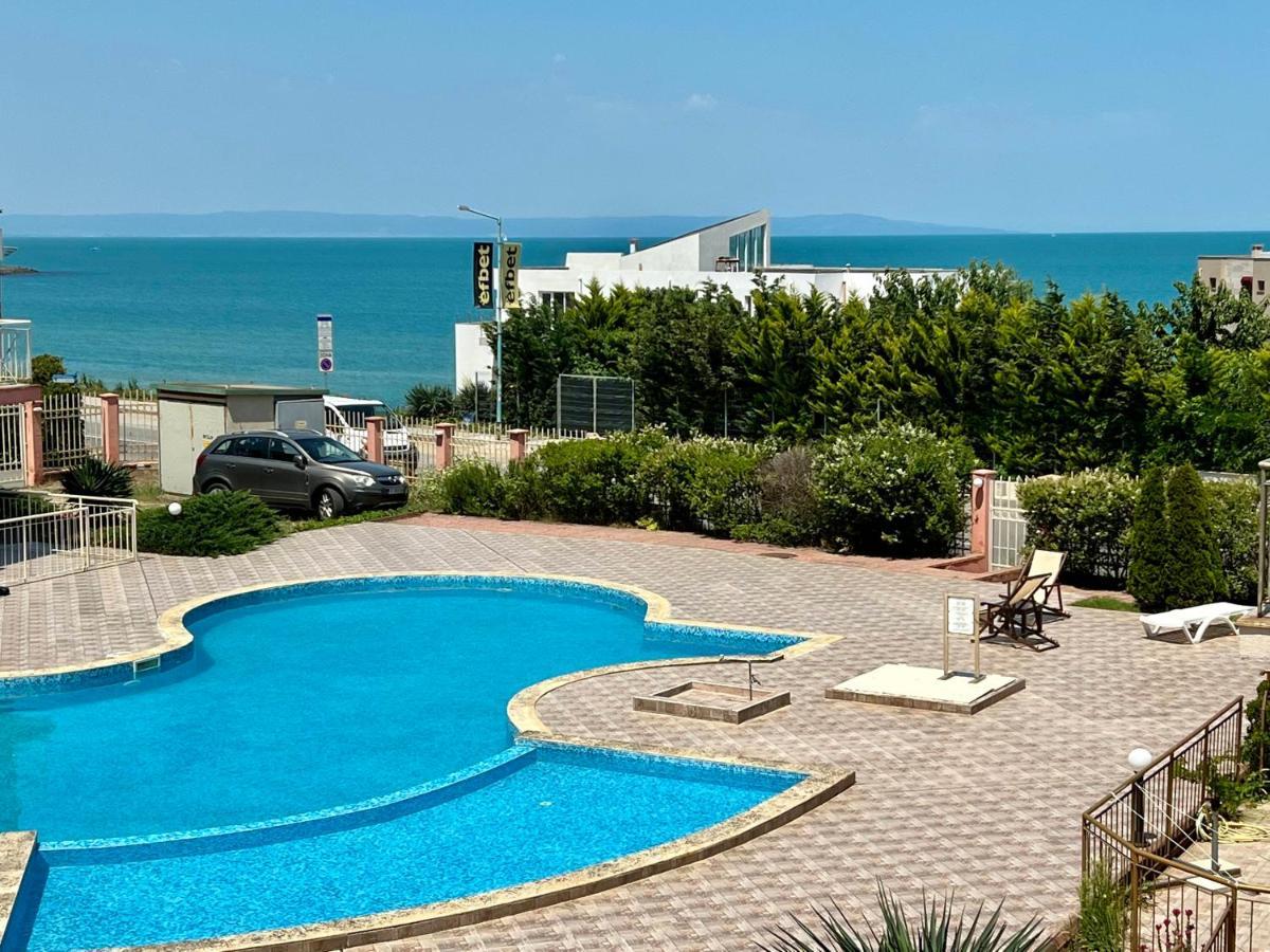 Private One-Bedroom Apartment With Balcony In Sozopol By Flat Mаnаger 외부 사진